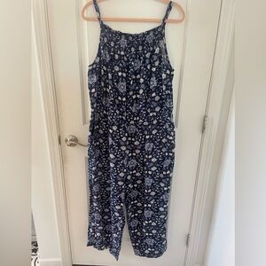 Navy and white floral, spaghetti strap romper. Size xL